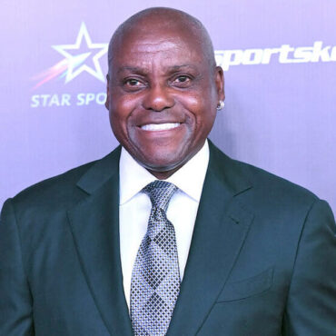 CARL LEWIS