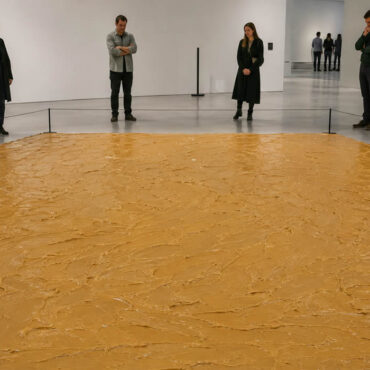 Aux Pays-Bas, un musée recouvre son sol de 360 kilos de beurre de cacahuète