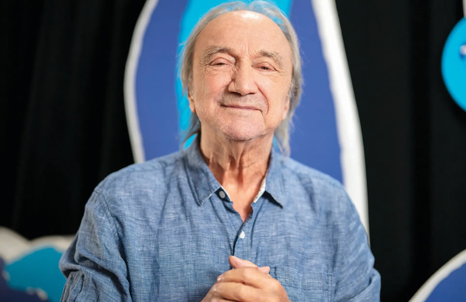 CLAUDE DUBOIS